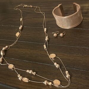 Elegant Rose Gold Jewelry Set